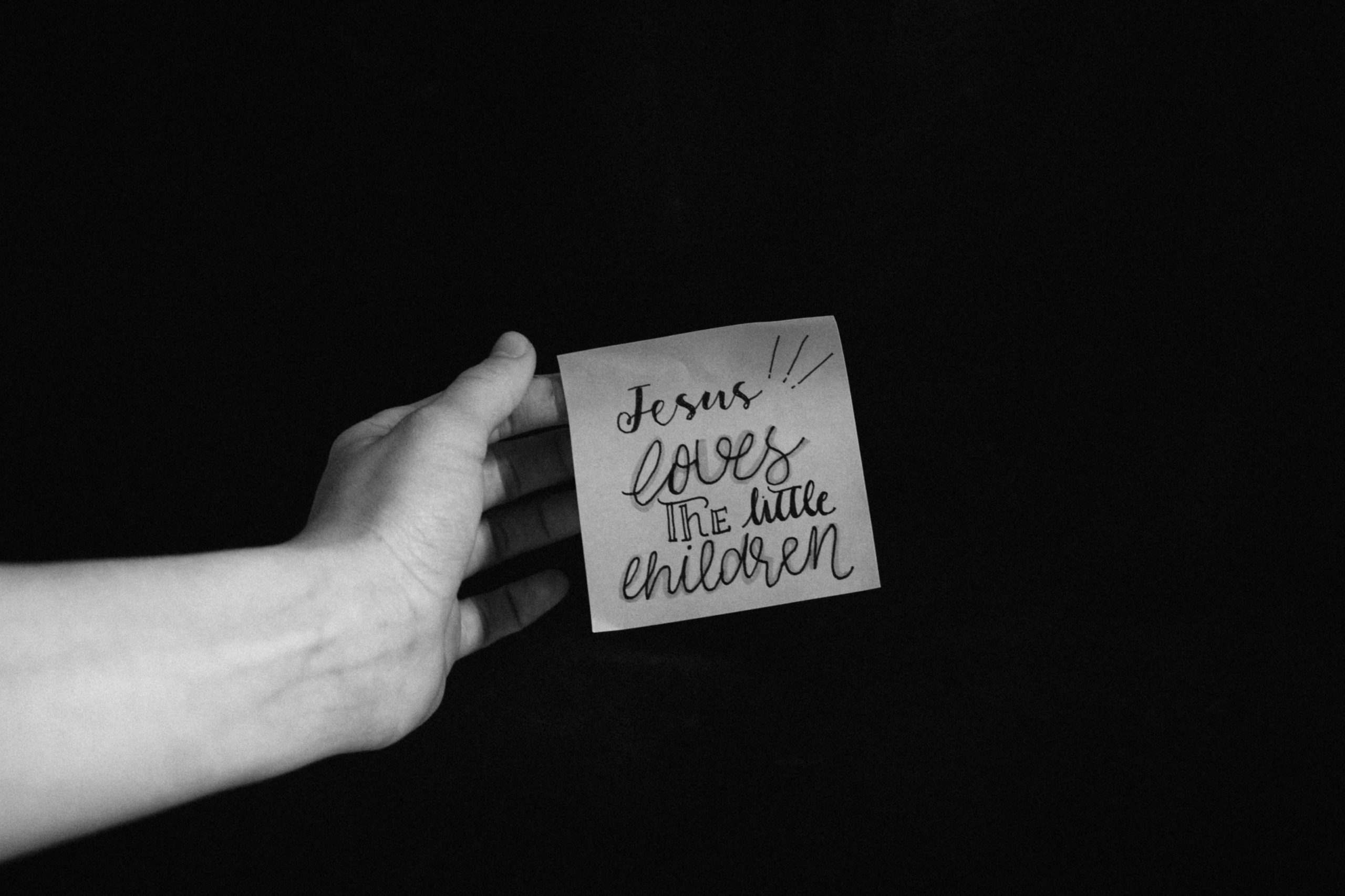 De inovação e design a Jesus Loves The Little Children